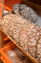 Ruisleipä tehdään Suomessa täysjyvärukiista.