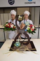 Kolmas sija Laura Sikanen ja Essi Hietala