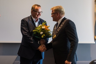 Leipuriliiton hallituksen puheenjohtajaksi valittiin vuoden 2018 vuosikokouksessa Lappeenrannassa Kari Meltovaara, Leipomo Rosten Oy. Vuoden 2018 loppuun asti puheenjohtajuutta hoiti Jari Elonen (oik. ), Elonen oy Leipomo. Hän siirtyi vuoden 2019 alusta Leipuriliiton valtuuskunnan puheenjohtajaksi.